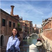 Giovane laureata offre ripetizioni scolastiche